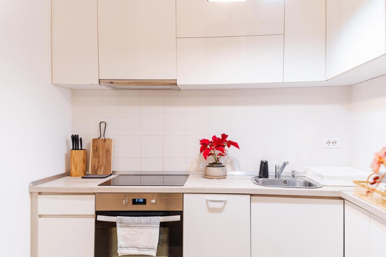 Central 700 Square Fructus Plaza - Eva Apartment Temesvár Kültér fotó