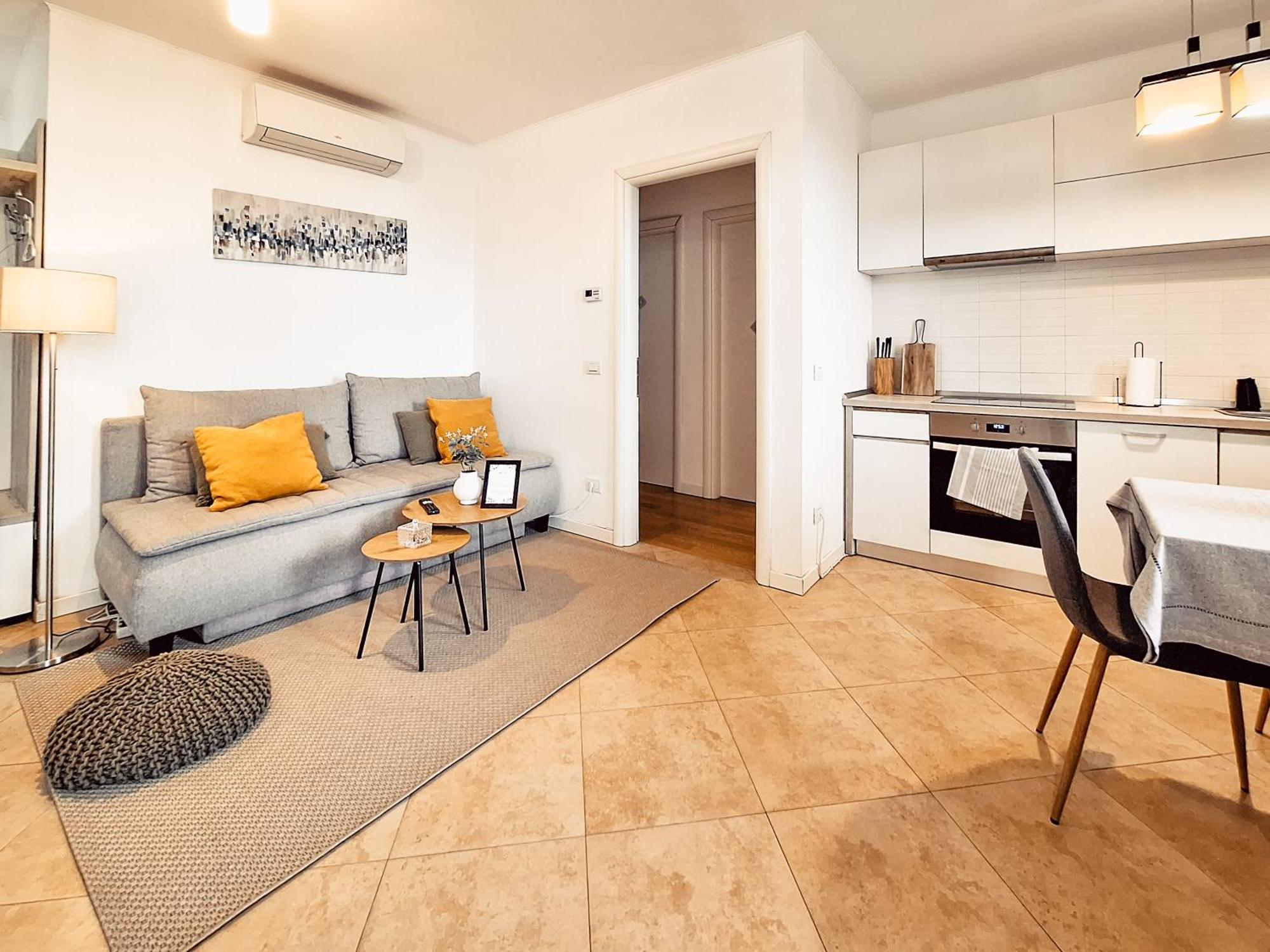 Central 700 Square Fructus Plaza - Eva Apartment Temesvár Kültér fotó