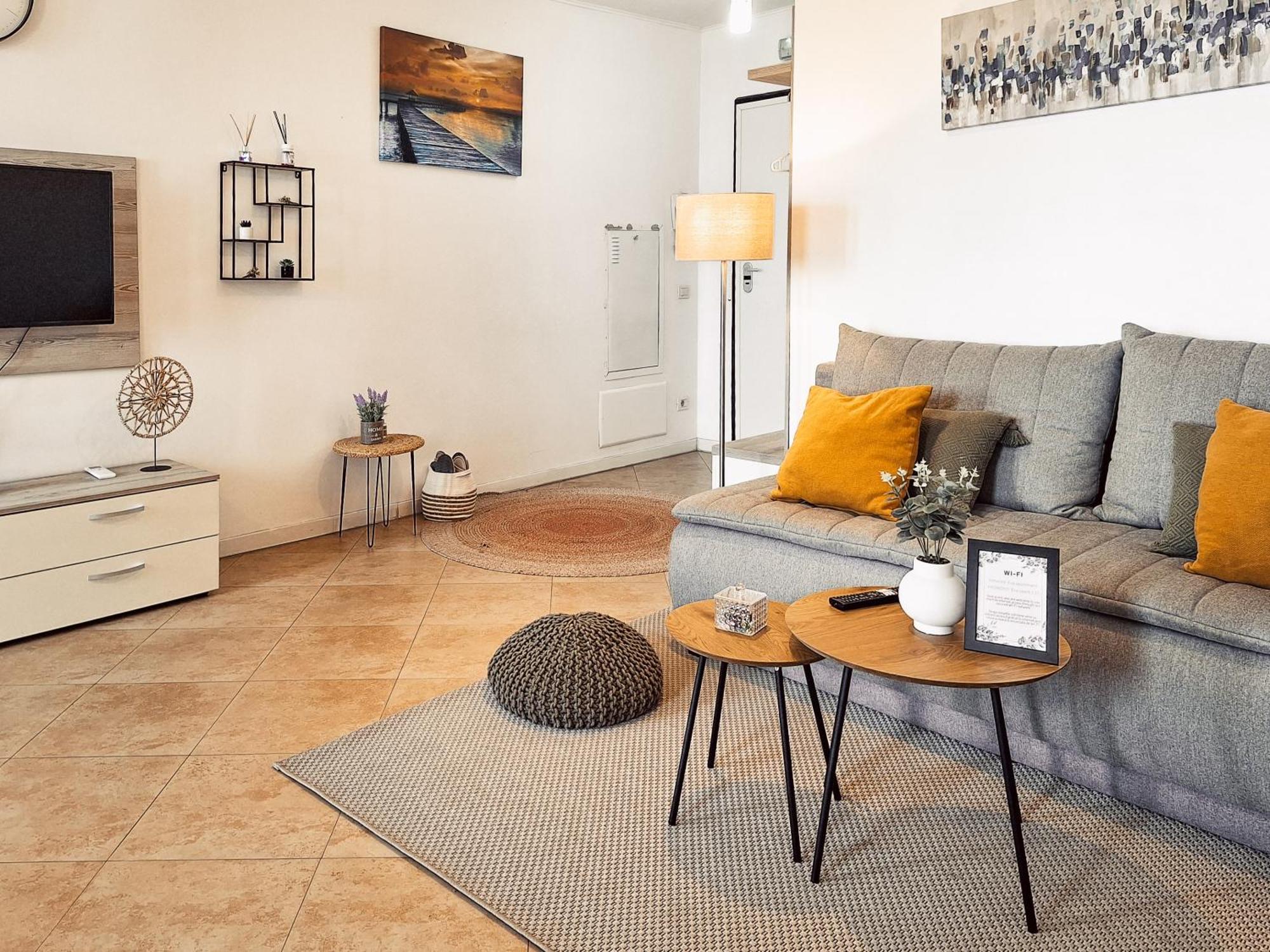 Central 700 Square Fructus Plaza - Eva Apartment Temesvár Kültér fotó